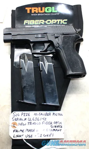 Sig Sauer P226R .40 Pistol, 2 x Mags, TruGlo Fiber Sights, CLEAN