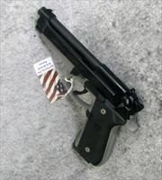 BERETTA 92FS TWO-TONE 9MM SPEC0587A 4.9" 15-SH BLACK SLIDE/INOX FRAME 9mm Luger EASY PAY" $54