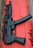 102 EASY PAY Kalashnikov USA KP-9 9mm submachine  gun PISTOL KP9  POLYMER AK-Pattern double stack 30rd Magazine Picatinny rail threaded flash suppressor Img-5