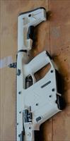 117 Easy Pay   Kriss Vector USA Gen II CRB  Alpine White Empty Carbine  Pickup up Pistol and revolver and unload all using the same box of 9mm Luger AMO  Accepts GLOCK Pattern Magazines 6 Position collapsible Adjustable Stock KV90CAP20 Img-4