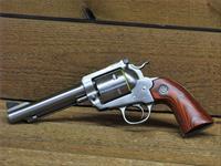  EASY PAY 41 DOWN LAYAWAY MONTHLY PAYMENTS Ruger 45 LC Long Colt Serious handgun fire power Safe cowboy Patented transfer bar mechanism and loading gate 6 Shot nib engraved Stainless Steel Blackhawk 0470 Bisley Traditional SS RoseWood  Img-6