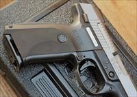 39   EASY PAY Ruger Made in USA SR40 Model  KSR4010L Standard Conceal and carry 2 10 rd magazine 40S&W Ambidextrous thumb safety stainless steel polymer  3472   SR-40 Integral rail Img-9