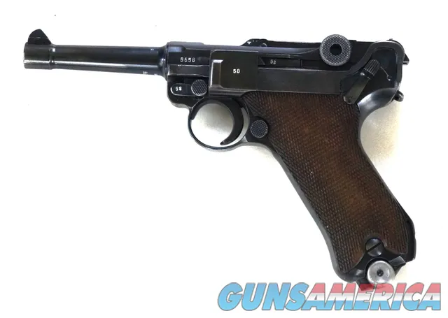 1940 CODE 42 MILITARY GERMAN LUGER WITH MATCHING NUMBERED MAGAZINE