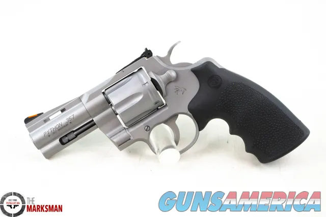 Colt Python, .357 Magnum, 3", Hogue Rubber Grips