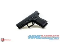 Glock 19 Generation 5, 9mm, Front Serrations, Ten Round Magazines NEW PA195S201