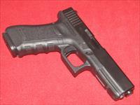 Glock 17 Gen 3 Pistol (9mm)