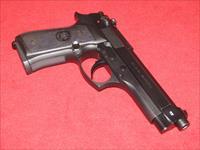 Beretta 96 Pistol .40 S&W Img-1