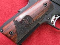 Dan Wesson Vigil 1911 Commander Pistol .45 ACP Img-10