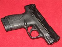 S&W M&P9 Shield Pistol 9mm Img-1