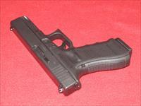 Glock 22 Gen 4 Pistol .40 S&W Img-4