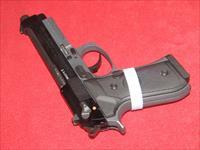 Beretta 92FSR Pistol .22 LR Img-4
