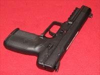 FN Five-Seven Pistol (5.7 x 28mm)