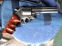 SMITH & WESSON Model 629 Classic Hunter .44 Magnum Revolver Img-1