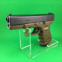 NIB Glock 23 FDE Gen 3 .40S&W with two 13rd mags Img-1