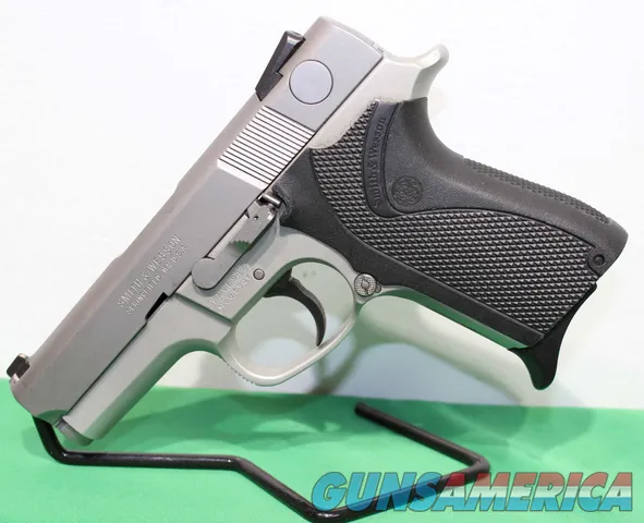 SMITH & WESSON INC 6946  Img-1