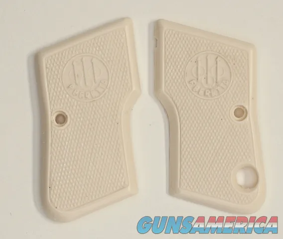 Beretta Tomcat Model 3032 Ivory-Like Grips, .32 Cal.