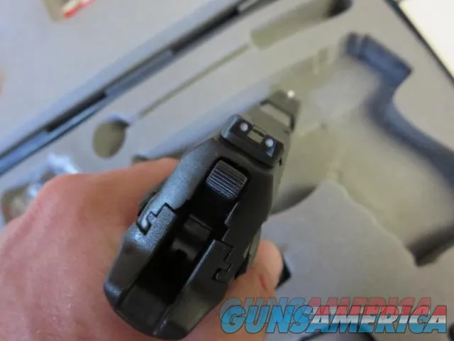 Taurus TH9 9mm 17+1 2 mags NIB SALE PRICE 1-TH9041 4.25" 