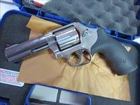 SMITH & WESSON INC 022188642223  Img-2