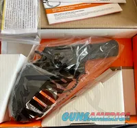 Taurus 942 Ultra-Lite .22WMR 2-942M041UL NIB 8-Shot 3" Black M942