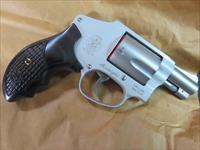 Smith & Wesson  022188145182  Img-2