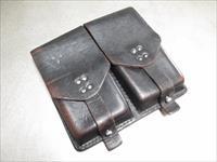 AUSTRIAN FAL MILITARY LEATHER STG58 DUAL MAG POUCH/1950'S / 60'S