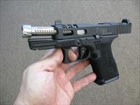 Glock 19 9mm Full Custom By CSC ARMS.