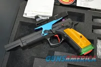 CZ 75 Czechmate Parrot