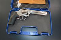 ON SALE Smith & Wesson 686 Plus 357 Magnum 6 Img-2