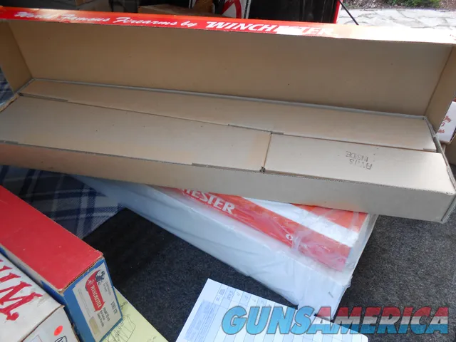 Vintage NOS Winchester 70 XTR'S FTHRWT