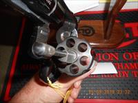 Colt Python 2 1/2" Unfired Walnut grips, Complete