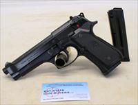 Beretta Model 92FS semi-automatic pistol  9mm  2 10rd Magazines Img-1