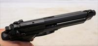 Beretta Model 92FS semi-automatic pistol  9mm  2 10rd Magazines Img-10