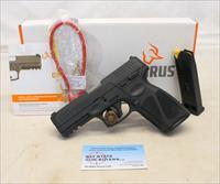 Taurus G3 semi-automatic pistol  9mm  Box, Manual and 2 10rd Magazines Img-1