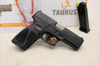 Taurus G3 semi-automatic pistol  9mm  Box, Manual and 2 10rd Magazines Img-6