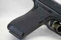 PRE-BAN Glock 22 semi-automatic pistol ~ .40 S&W ~ (2) 15rd Magazines ~ Box & Manual