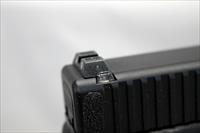 PRE-BAN Glock 22 semi-automatic pistol ~ .40 S&W ~ (2) 15rd Magazines ~ Box & Manual