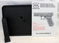 PRE-BAN Glock 22 semi-automatic pistol ~ .40 S&W ~ (2) 15rd Magazines ~ Box & Manual