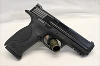 Smith & Wesson M&P 9 semi-automatic pistol ~ 9mm ~ FULL SIZE ~ (3) Magazines & Holster