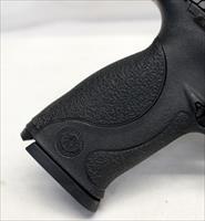 Smith & Wesson M&P 9 semi-automatic pistol ~ 9mm ~ FULL SIZE ~ (3) Magazines & Holster