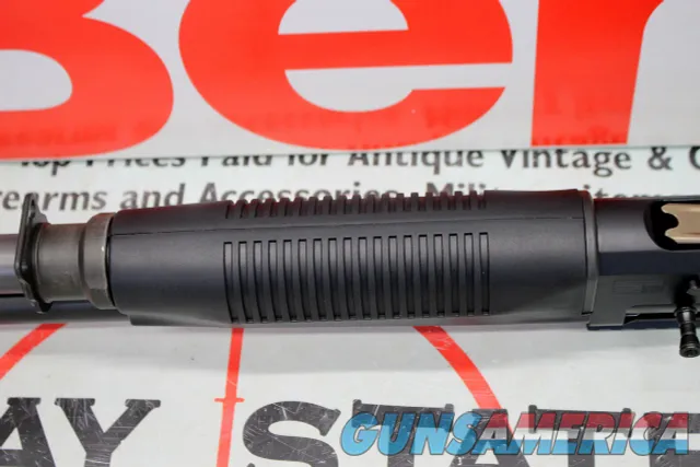 BENELLI M4 1014 Tactical Pump Shotgun UNFIRED IN BOX Mint AS NEW