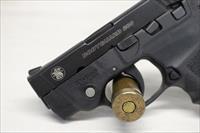 Smith & Wesson BODYGUARD 380 semi-automatic pistol  .380ACP  INSIGHT LASER  Box & Manual Img-4