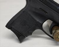 Smith & Wesson BODYGUARD 380 semi-automatic pistol  .380ACP  INSIGHT LASER  Box & Manual Img-7
