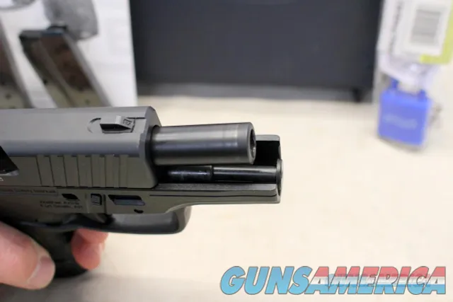 Walther PPS M2 LE semi-automatic pistol ~ 9mm ~ Box, Manual (3) Magazines