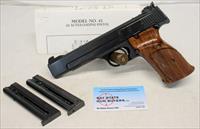 Smith & Wesson MODEL 41 Target Pistol  .22LR  5.5 Barrel  3 Factory Magazines  1979Mfg. Img-1