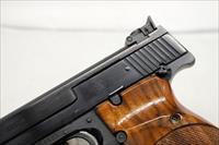 Smith & Wesson MODEL 41 Target Pistol  .22LR  5.5 Barrel  3 Factory Magazines  1979Mfg. Img-3