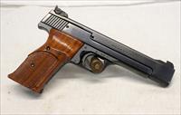 Smith & Wesson MODEL 41 Target Pistol  .22LR  5.5 Barrel  3 Factory Magazines  1979Mfg. Img-5