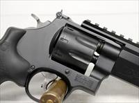Smith & Wesson Model 327 M&P R8 revolver ~ 8rd PERFORMANCE CENTER ~ .357 Magnum ~ BOX & MANUAL