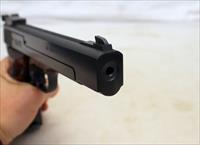 Smith & Wesson MODEL 41 semi-automatic Target Pistol  .22LR  Box, Manual & 2 Magazines Img-10