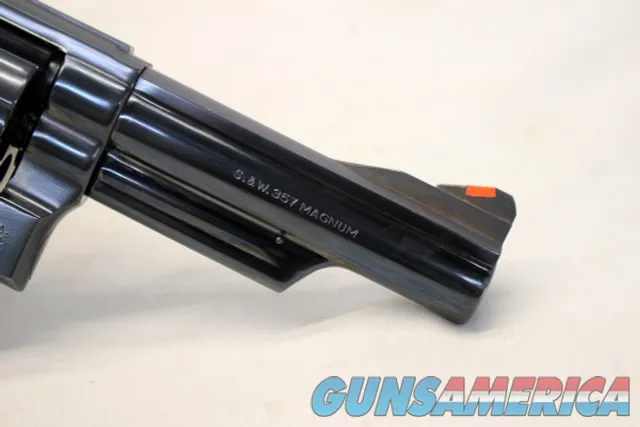 Smith & Wesson MODEL 19-5 Revovler .357 Magnum 4" Barrel NICE!