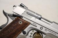 Smith & Wesson PRO SERIES 1911 semi-automatic pistol  9mm Luger  Orig. Box, Manual and 3 10rd Wilson Combat Magazines Img-7